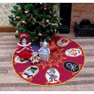 Christmas cameos tree mat skirt miniatures dollhouse needlepoint kit