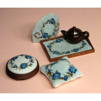 Dollhouse needlepoint Flower ring blue collection of kits