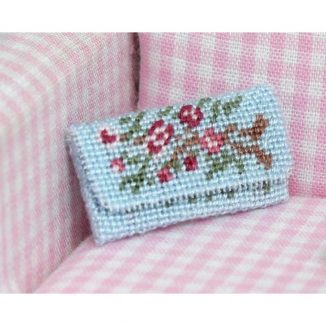 clutch bag purse kit dollhouse needlepoint petit point embroidery