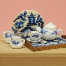 Tea pots and tea sets
