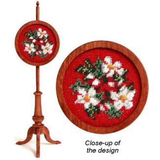 Dollhouse needlepoint polescreen kit: Winter Wreath